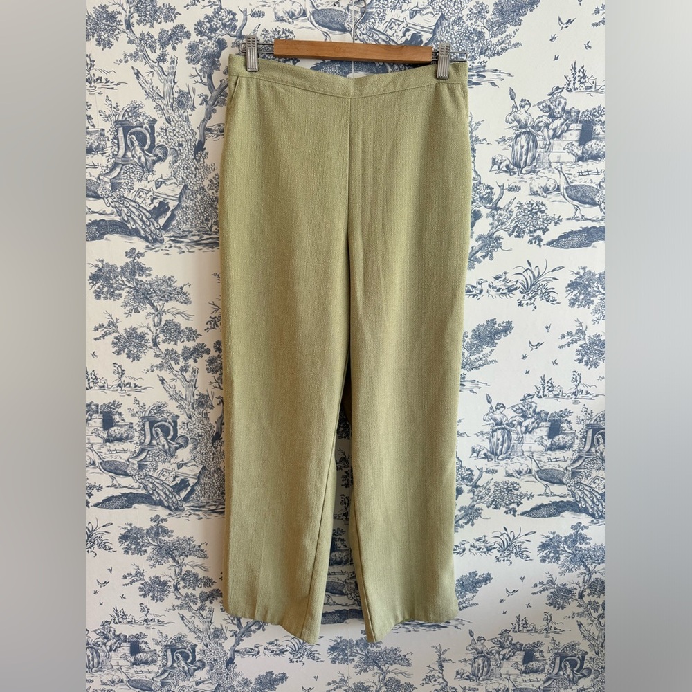 Alfred Dunner Sage Green pants size 10